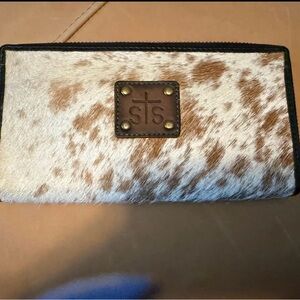 STS Ranchwear Cowhide Clutch with Brown and White Pattern